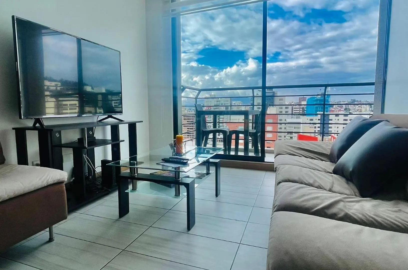 Five Stars Suites Paris, Quito Ecuador
